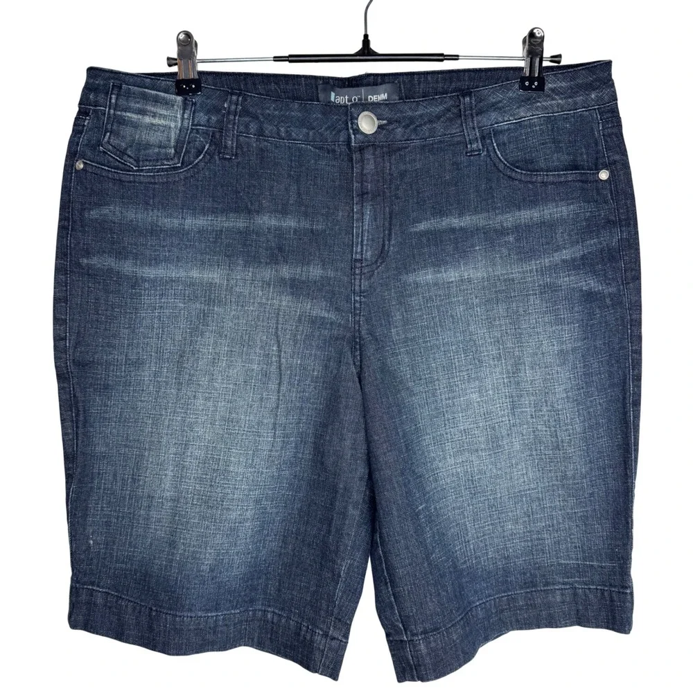VTG Apt 9 Denim Dark Wash Bermuda‎ Mom Jean Shorts Size 16 Stretch 97% Cotton